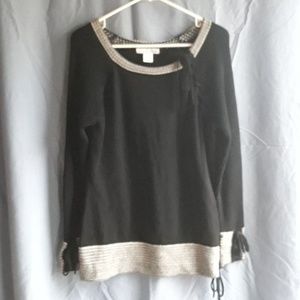 RxB Black/white sweater with ties